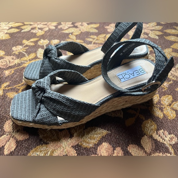 New! Beach by Matisse “Ibiza” Style Gray Woven Sandals various sizes - Picture 14 of 15